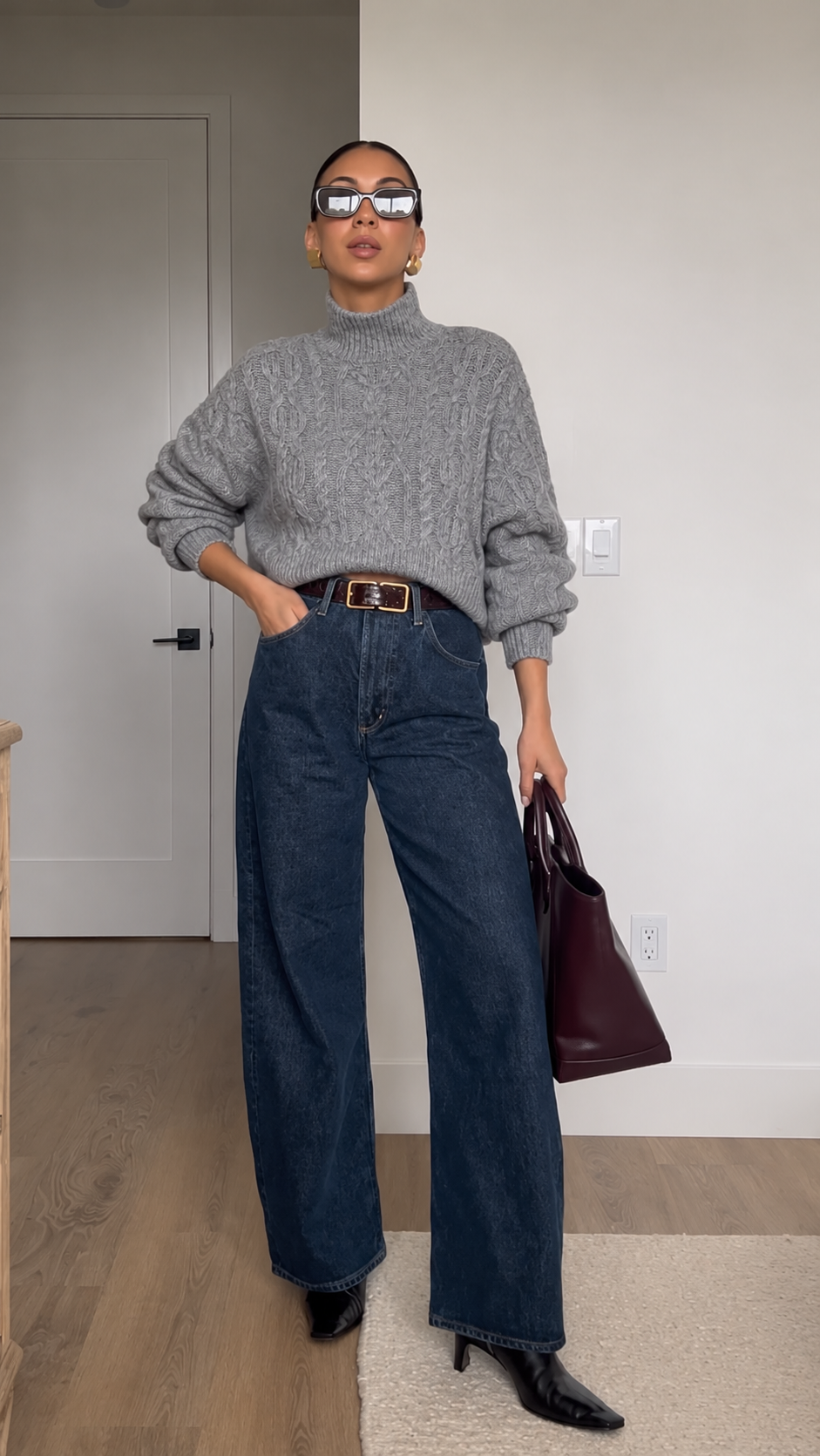 HILDE CABLE KNIT SHORT CABLE (GREY)
