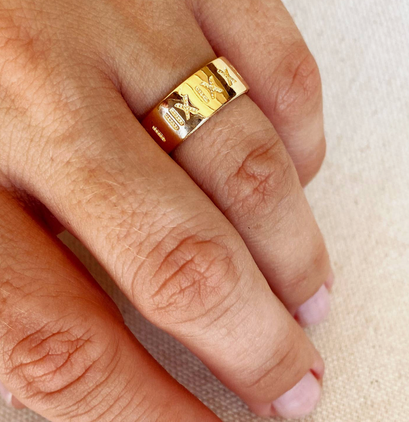 NEW 18K GOLD FILLED ROMAN NUMERAL BAND RING