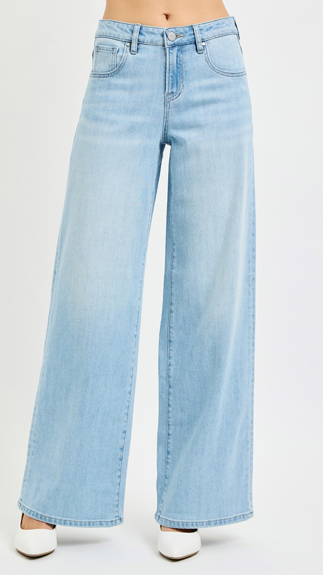SLOUCHY WIDE JEANS
