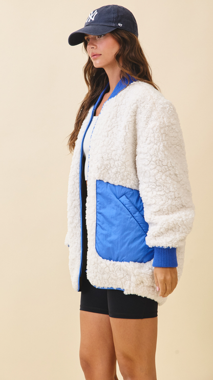 TEXTURED CONTRAST POCKET FLEECE JACKET