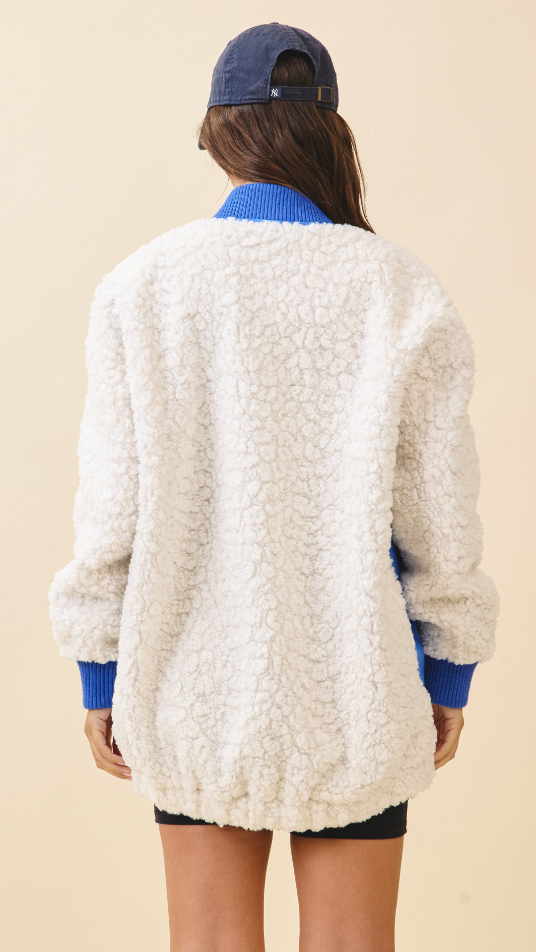 TEXTURED CONTRAST POCKET FLEECE JACKET