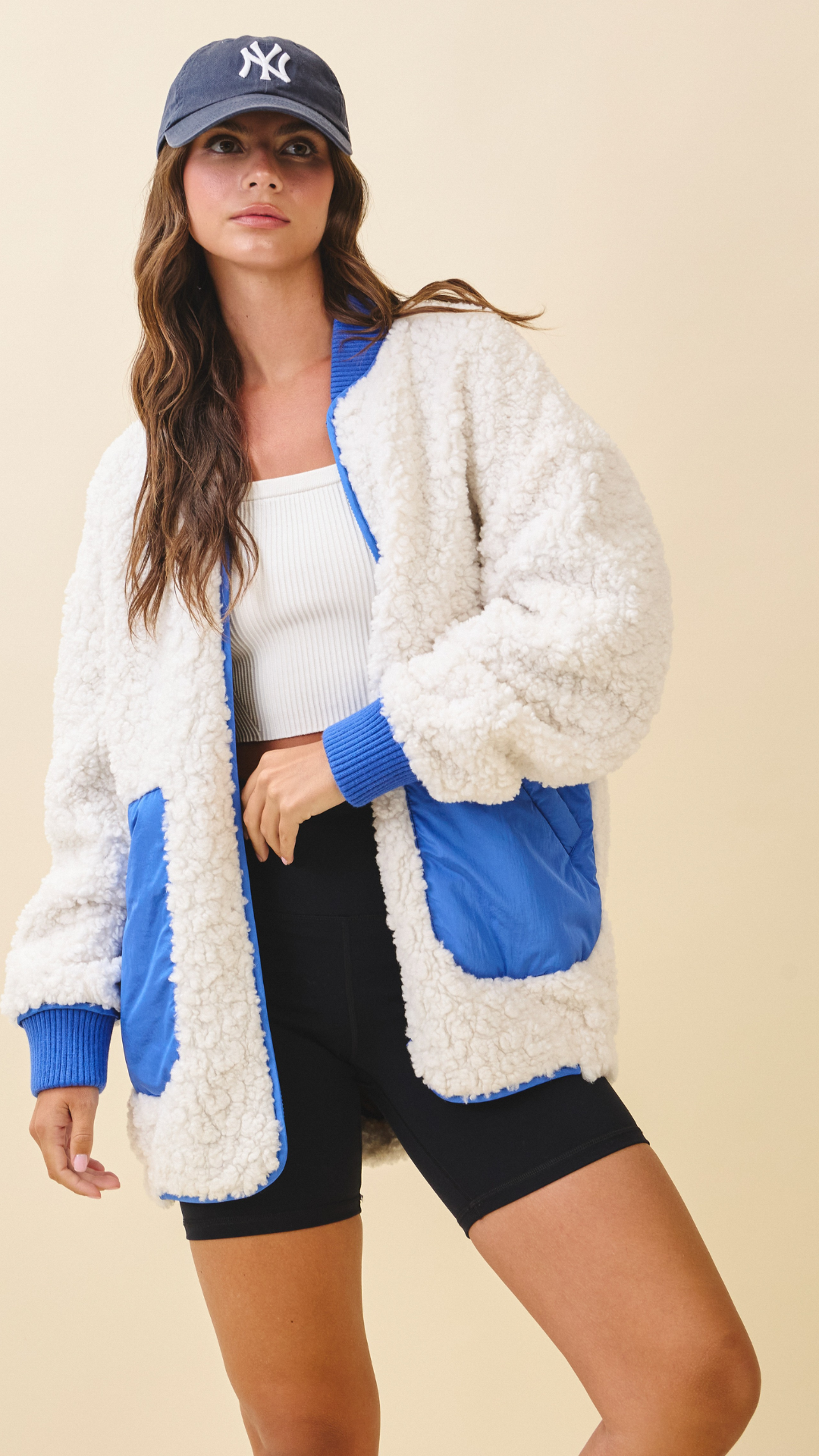 TEXTURED CONTRAST POCKET FLEECE JACKET