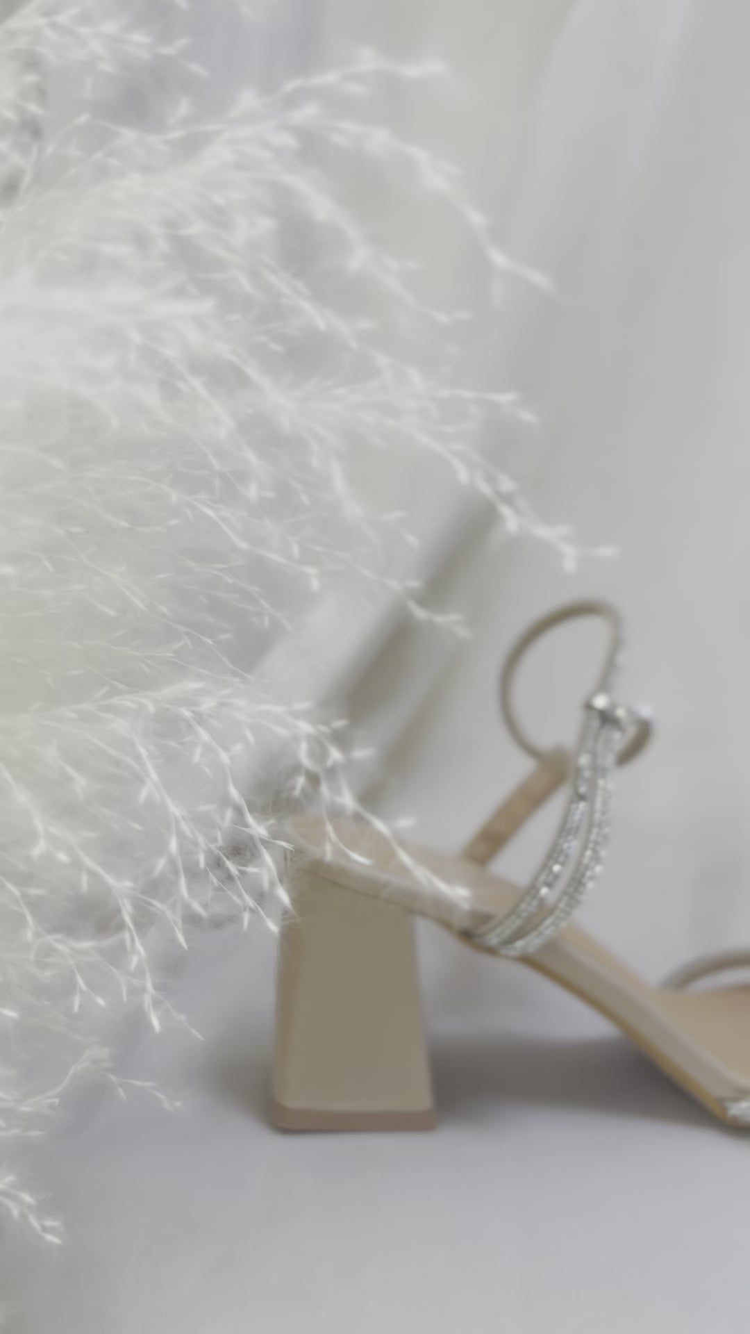 NEW PARIS DIAMOND SANDAL (NUDE)