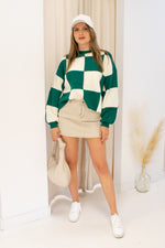 NEW MERCIA CHECKERED SWEATER