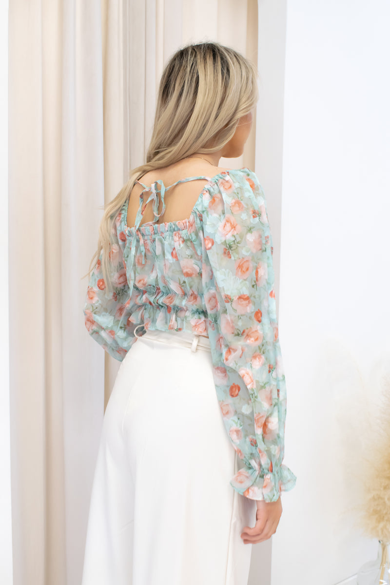 NEW LOVELY FLORAL CROP TOP