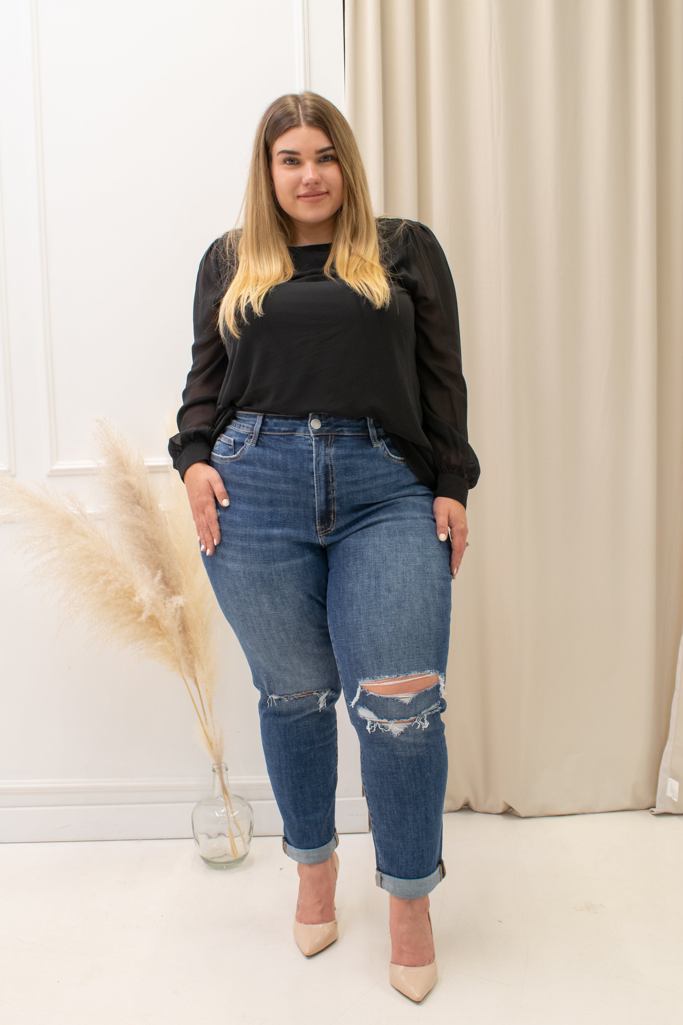 Boyfriend jeans for clearance curves