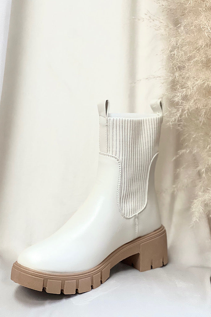 NEW TORID BOOTIES (NUDE)